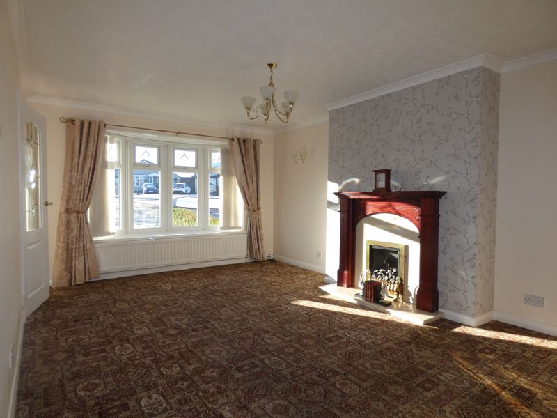 Lounge- click for photo gallery